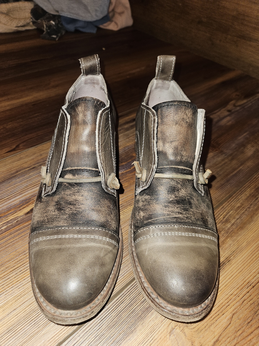 FREEBIRD Mabel Distressed Gray Leather Loafers